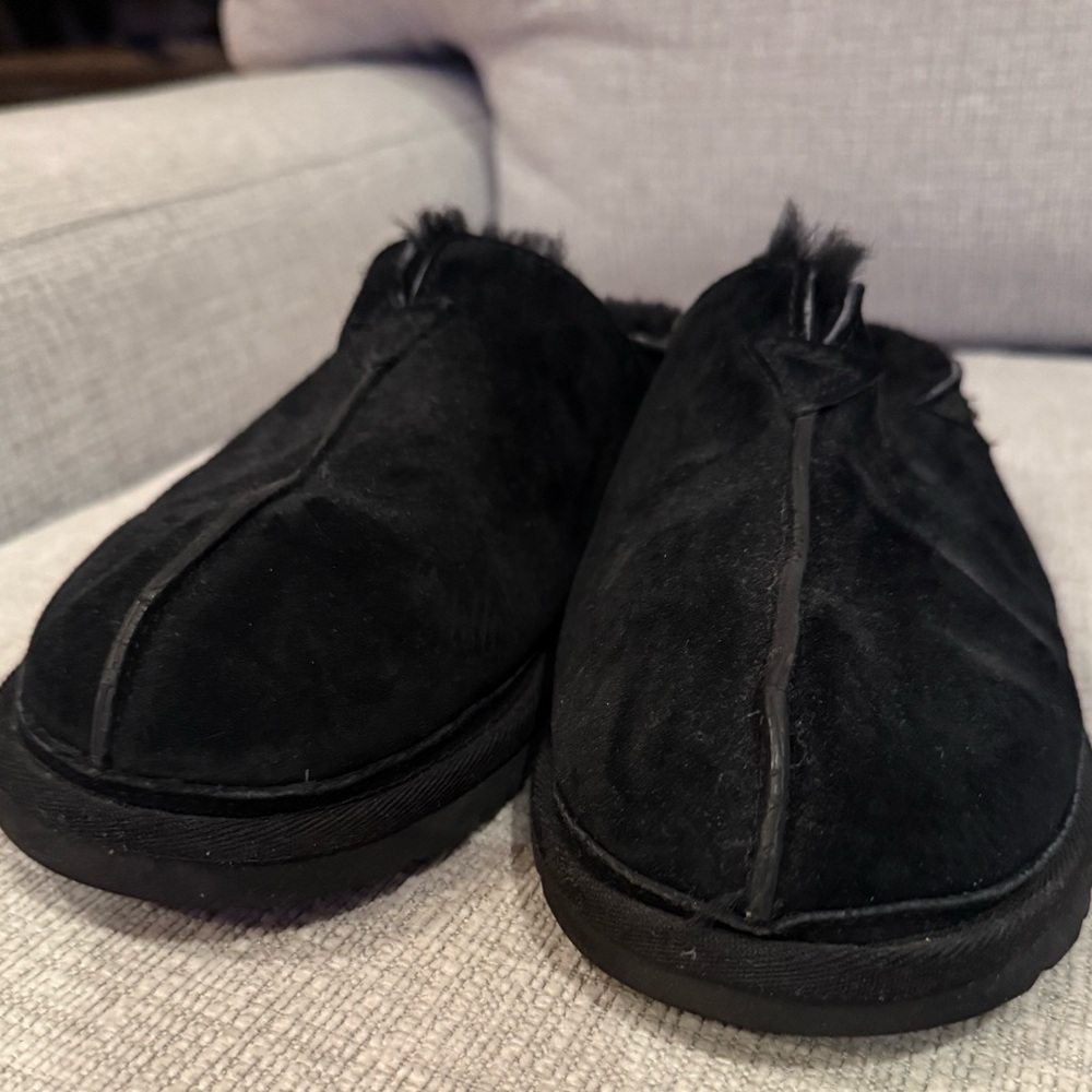 UGG Men's Size 8